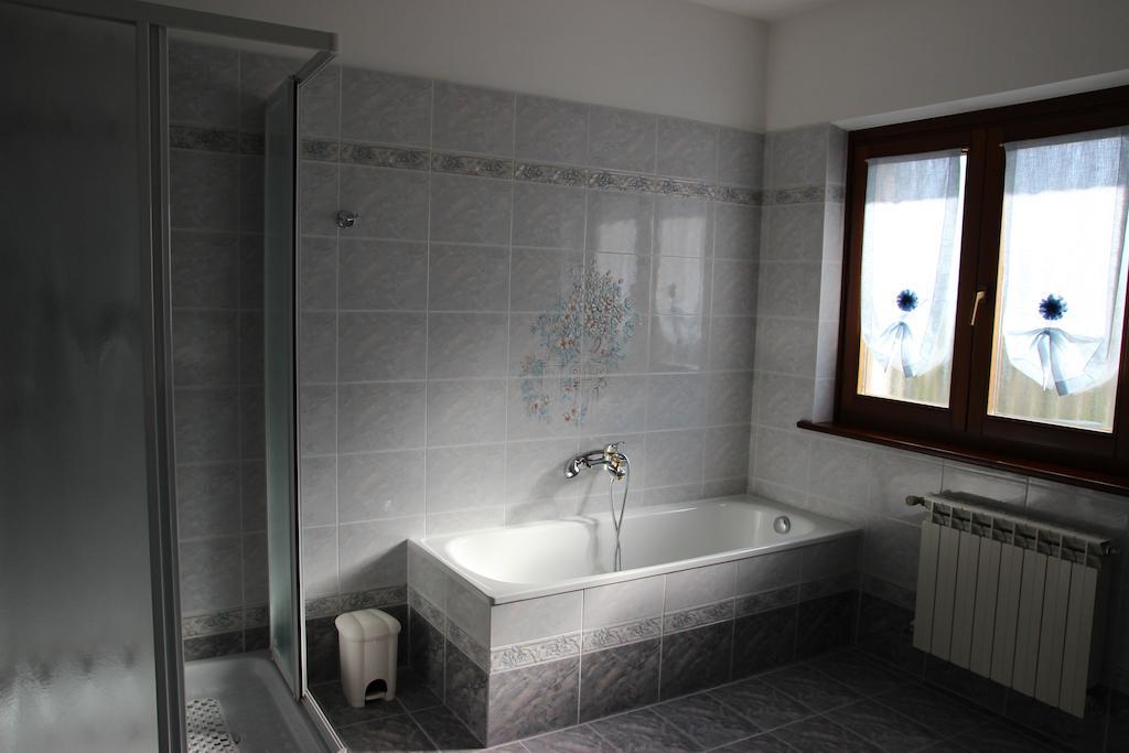 Stirenca B&B Trieste Værelse billede